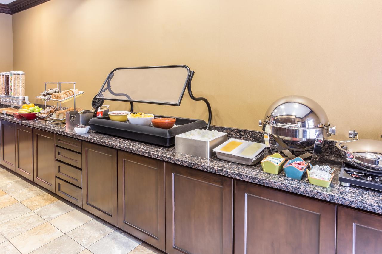 Hotel Towneplace Airport 3*